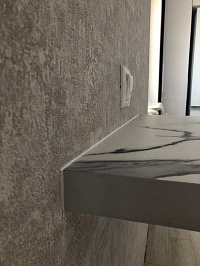 Сдали заказчику кухонный гарнитур в премиальной комплектации благородного белого цвета фото 7