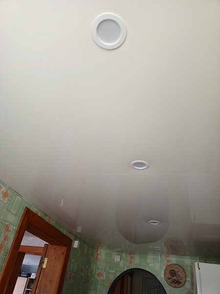 Заменили потолок в частном доме фото 2