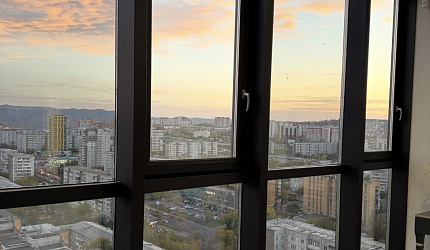 Установили алюминиевые окна в квартиру фото
