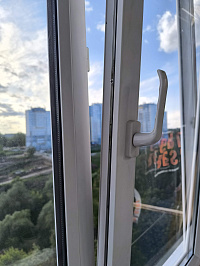 Остекление балкона теплым профилем Rehau фото 1