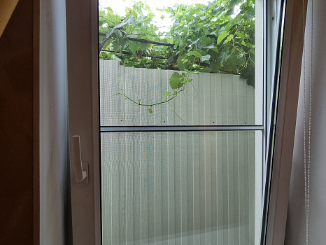 Замена старого одностворчатого пластикового окна на новое из профиля Aluplast фото