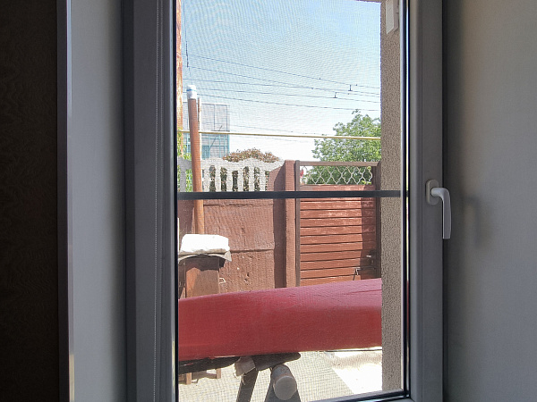 Одностворчатое окно из профиля Veka фото 1