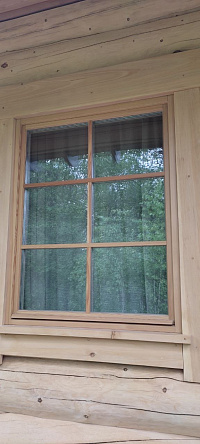 Остекление дома из бревна деревянными окнами фото 10