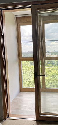 Монтаж деревянных окна в квартиру заказчика фото 3