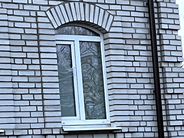 Замена 4 окон на новые пластиковые (арочная и треугольная форма) фото 2