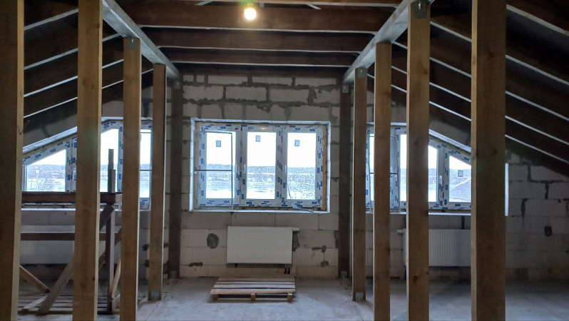 Остекление загородного коттеджа на 17 окон фото 7