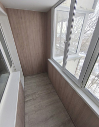 Остекление балкона с утеплением и отделкой фото 4