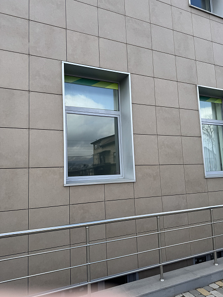 Замена окон со старых пластиковых на алюминиевые в офисе фото 2