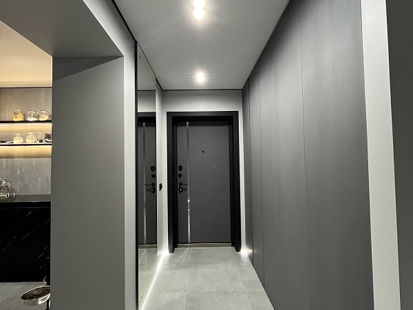 Натянули теневой потолок во всей квартире фото 4