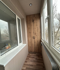 Установка пластиковых окон на балкон с отделкой под ключ фото 3