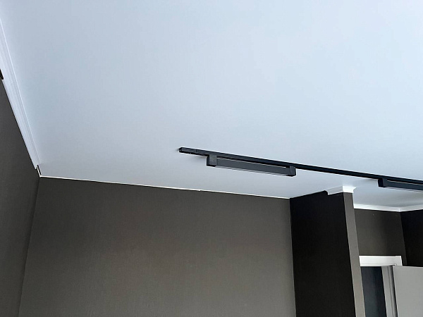 Выполнили заказ на установку теневого потолка фото 4