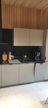 Модульная прямая кухня, светло-серый гарнитур «Тренто» фото 3