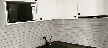 Угловая кухня с фасадами из МДФ, покрытыми пленкой soft-touch фото