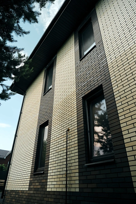 Остеклили коттедж на 11 окон фото 4