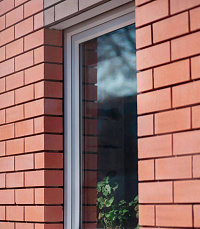 Остекление двухэтажного дома на 19 окон фото 3