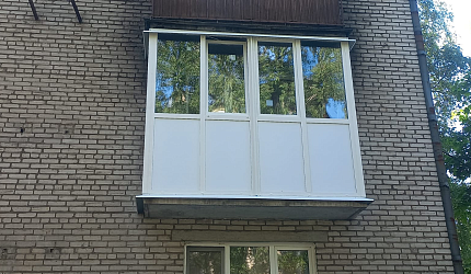 Установили пластиковые окна и балконный блок в квартиру фото