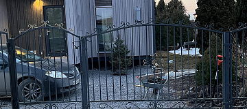 Кованые ворота для частного дома фото