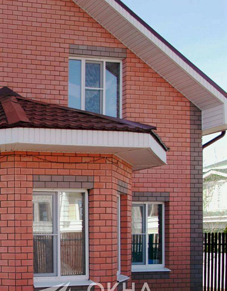 Остекление двухэтажного дома на 19 окон фото 2