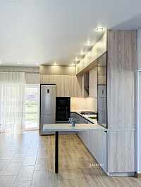 Установили угловую кухню в современном стиле полной комплектации фото 3