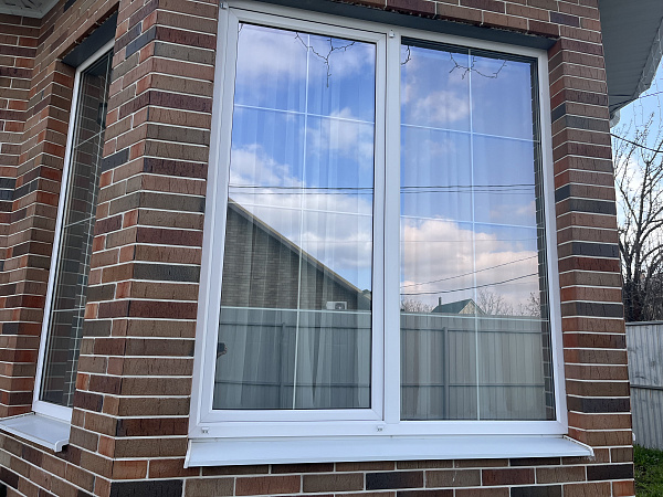 Остекление коттеджа пластиковыми окна Rehau со шпросами фото 8