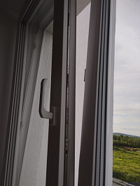 Установили пластиковые окна Rehau с детскими замками фото 4