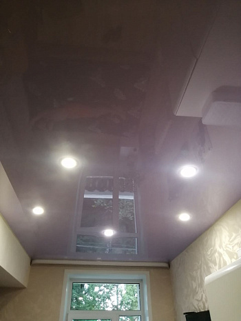 Заменили потолок в хостеле фото