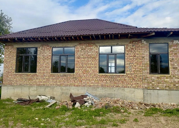 Окна для реновированного кирпичного загородного дома фото 1