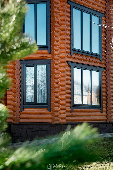Остекление двухэтажного дома 18-ю пластиковыми окнами фото 4