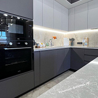 Установили кухню с островом  фото 3