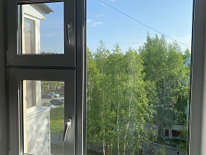 Замена двухстворчатого окна на новое Rehau в квартире фото 2