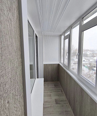 Остекление и отделка балкона в многоквартирном доме фото 1