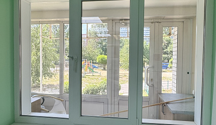 Замена трехстворчатого пластикового окна под ключ фото