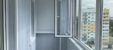 Установили пластиковые окна Veka на балкон и выполнили отделку фото