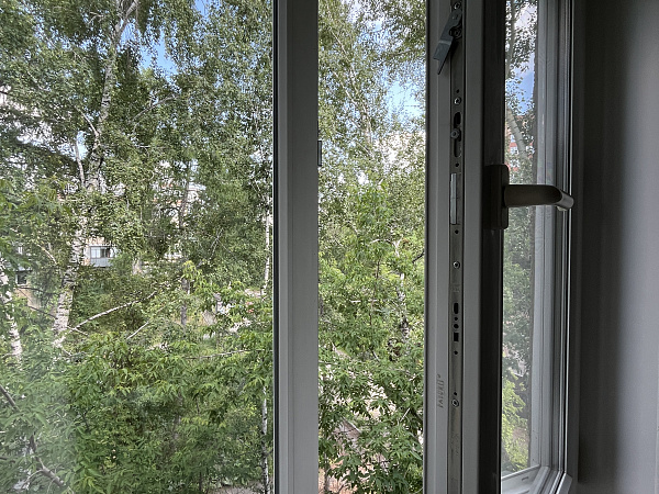 Остекление квартиры окнами из профиля GoodWin фото 1