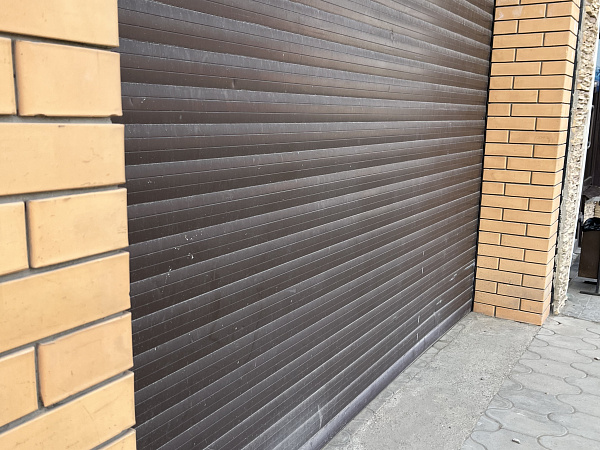 Подъемные ворота Alutech для автосервиса фото 3