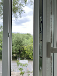 Остекление балкона теплым профилем KBE фото 4