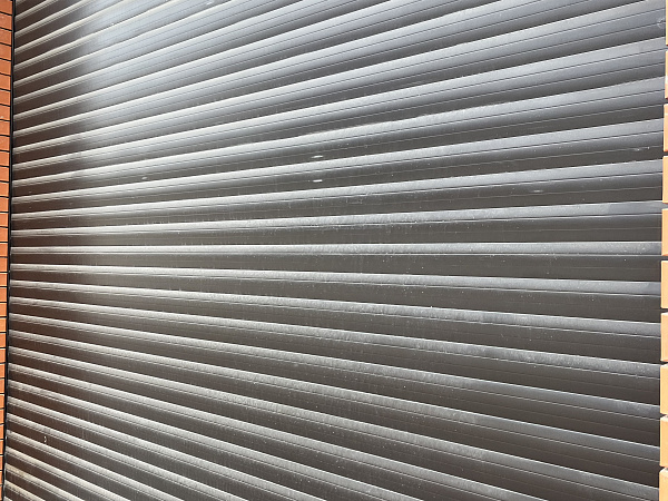 Подъемные ворота DoorHan для автосервиса фото 3