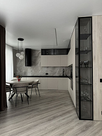 Белая угловая кухня с фасадом из МДФ фото 3