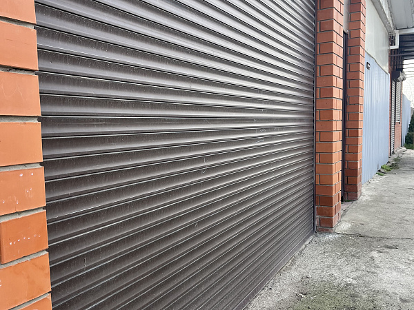 Подъемные ворота DoorHan для автосервиса фото 3