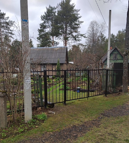 Изготовление и установка сварного забора, а также ограждения из сварной 3D сетки Гиттер на винтовых сваях фото 2