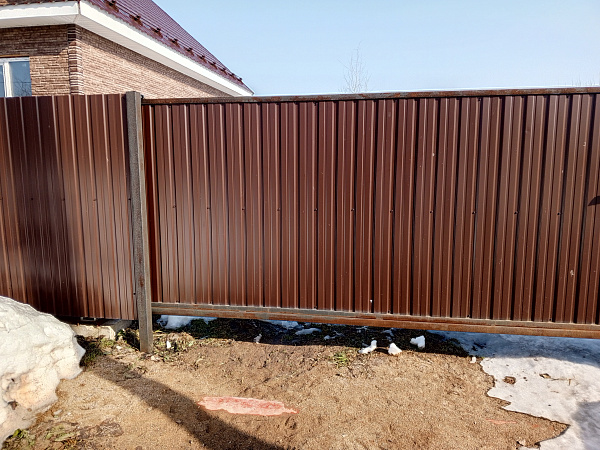 Автоматические откатные ворота с заполнением профлистом фото 4