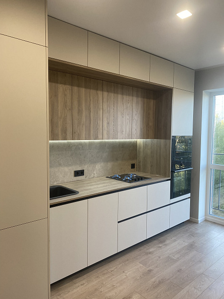 Стильная кухня с фасадами AGT Supramat, размеры 4139 х 2611 х 700 фото 1