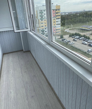 Установили пластиковые окна Veka на балкон и выполнили отделку фото 6