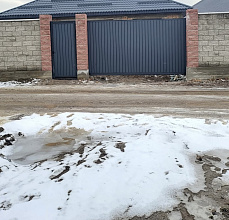 Автоматические откатные ворота Alutech и отдельностоящая калитка фото 3