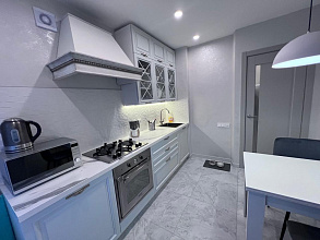 Сдали клиенту кухню по проекту «Кантри» в стилистике, создающей уют фото 1