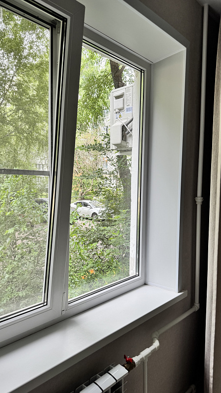 Трёхстворчатое ПВХ окно из теплого профиля KBE фото 3