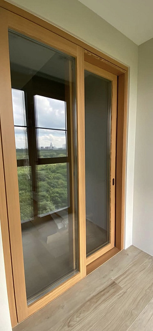 Монтаж деревянных окна в квартиру заказчика фото 5