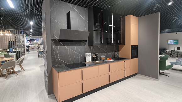 Реализована кухня в матовой отделке ЛКМ фото