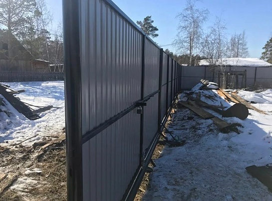 Забор из профнастила 153 метра фото 1