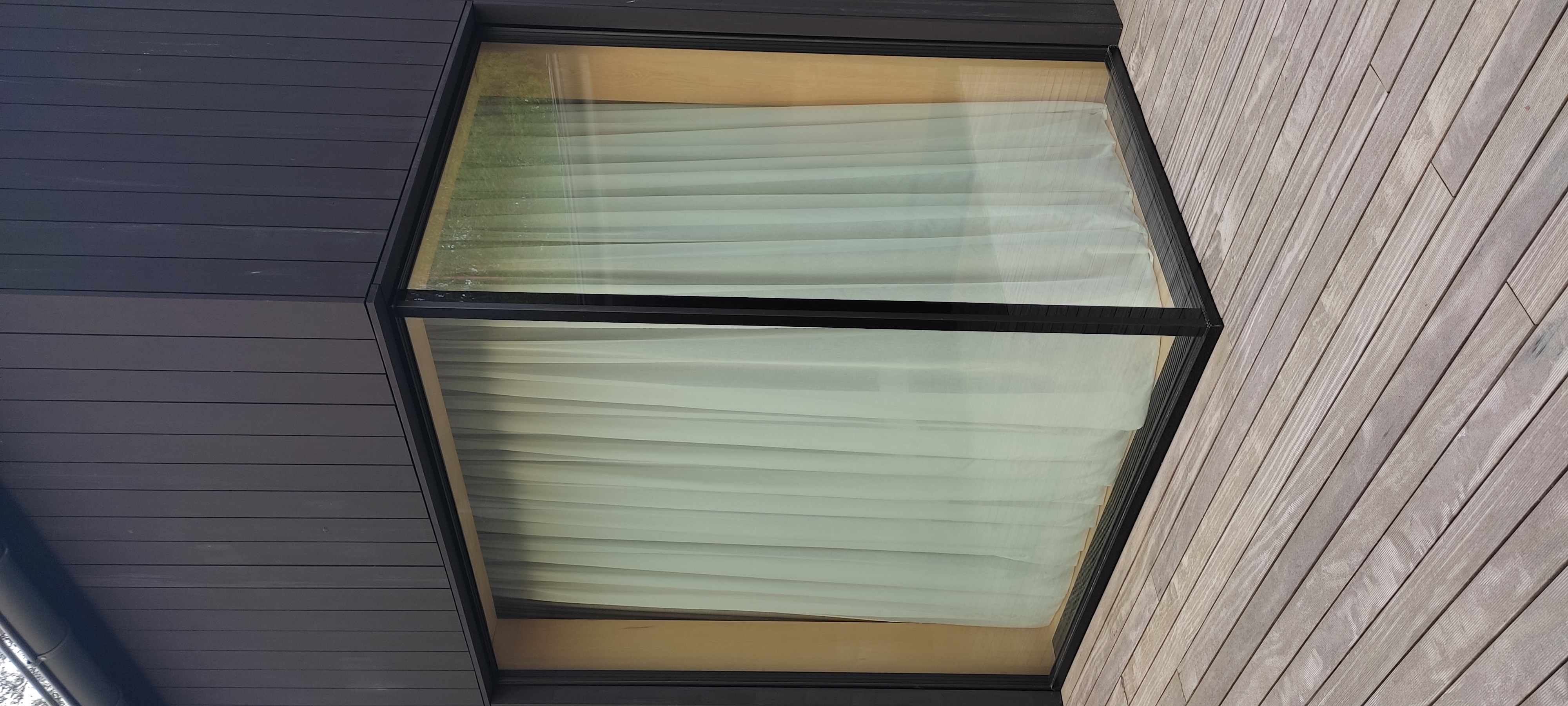 Остекление коттеджа алюминиевыми окнами  фото